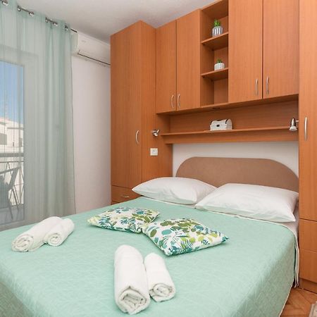 Apartments Dalmato Makarska Bagian luar foto