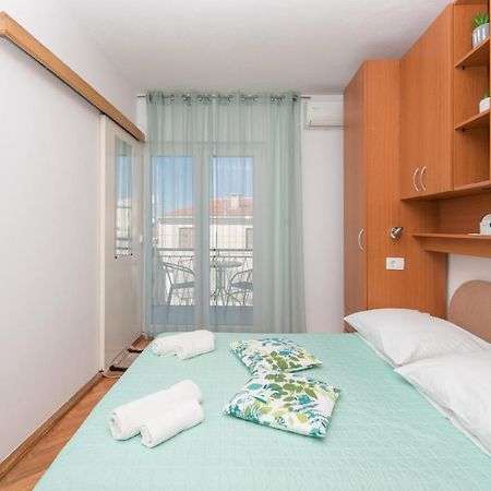 Apartments Dalmato Makarska Bagian luar foto
