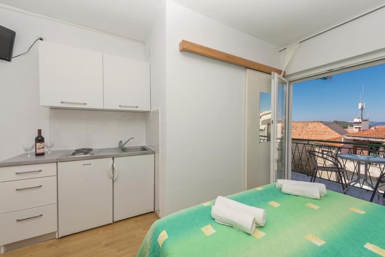 Apartments Dalmato Makarska Bagian luar foto