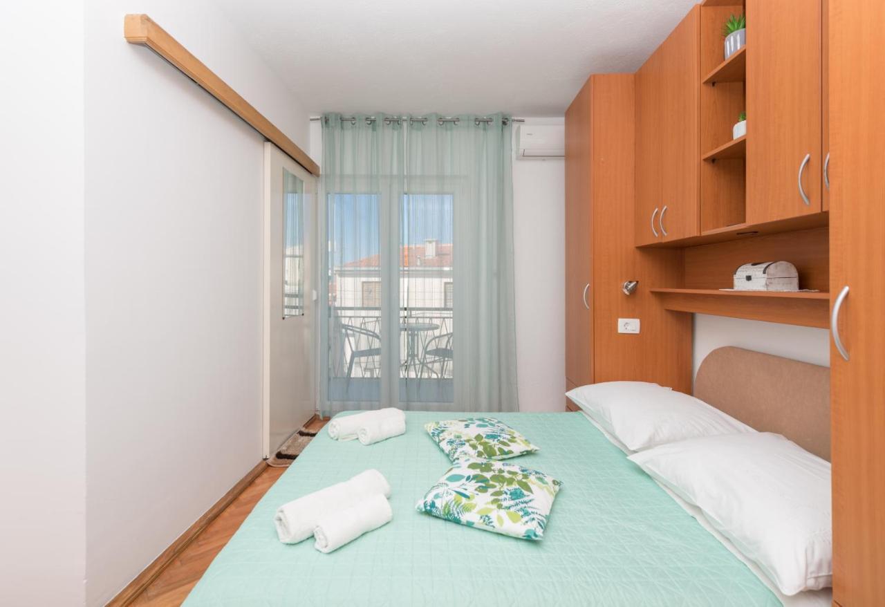 Apartments Dalmato Makarska Bagian luar foto