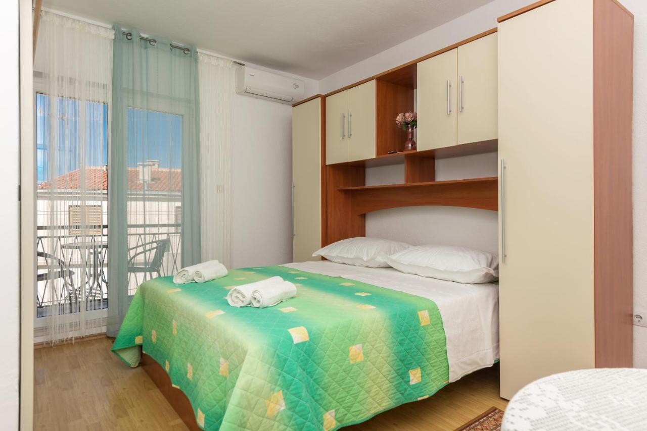 Apartments Dalmato Makarska Bagian luar foto