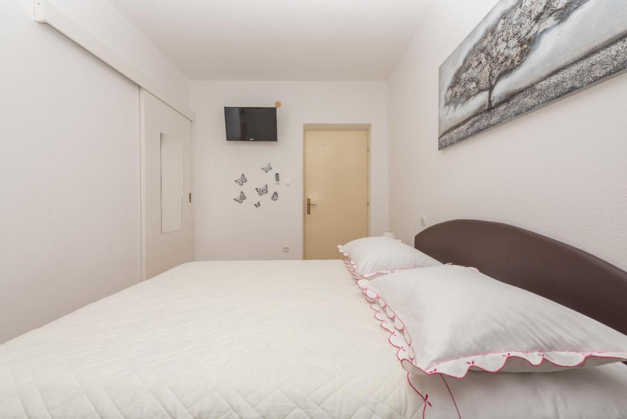 Apartments Dalmato Makarska Bagian luar foto